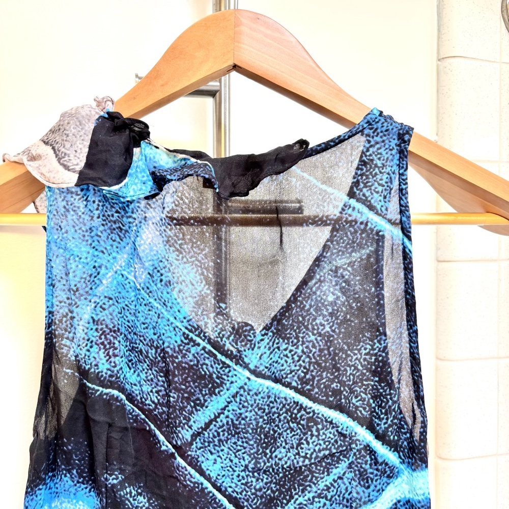 Anthropologie leifsdottir Silk Tank Size 4 Blue Ruffle Abstract Artsy French - Picture 8 of 11